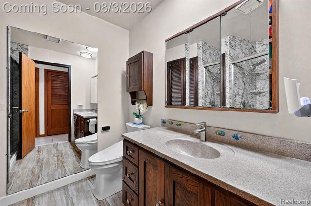 679 N Long Lake Boulevard, Lake Orion, MI 48362