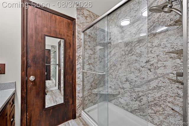 679 N Long Lake Boulevard, Lake Orion, MI 48362
