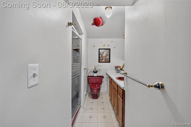 679 N Long Lake Boulevard, Lake Orion, MI 48362