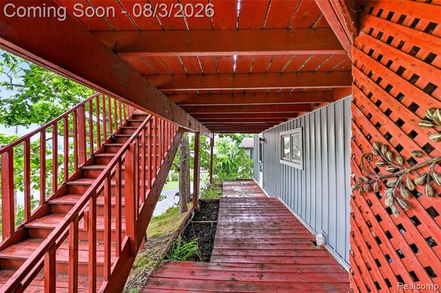 679 N Long Lake Boulevard, Lake Orion, MI 48362