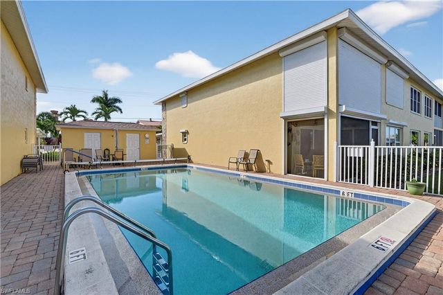 1621 Beach PKWY # 203, Cape Coral, FL 33904