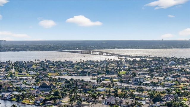 1621 Beach PKWY # 203, Cape Coral, FL 33904
