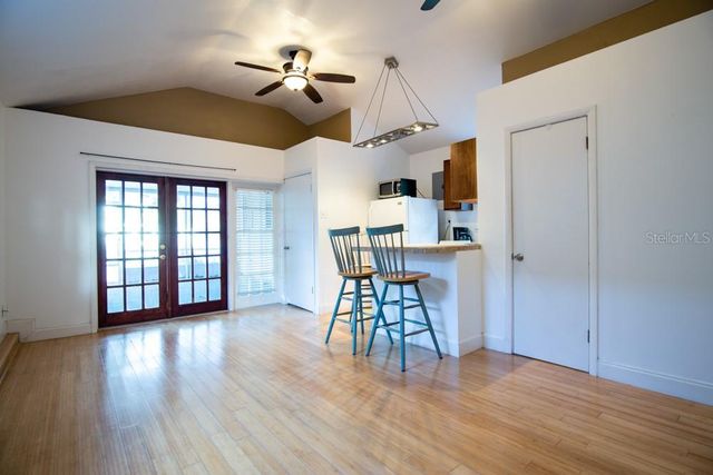 1840 BAYLARIAN BOULEVARD, Orlando, FL 32806