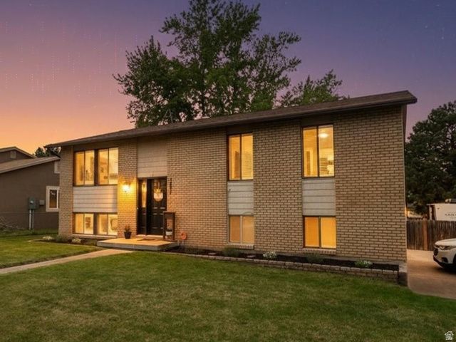 5037 S 2875 W, Roy, UT 84067