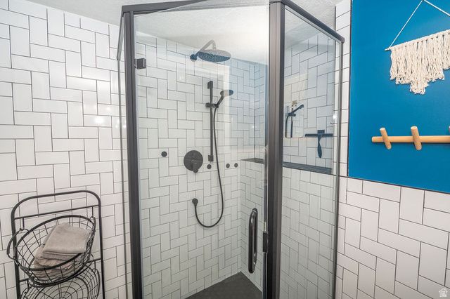 5037 S 2875 W, Roy, UT 84067