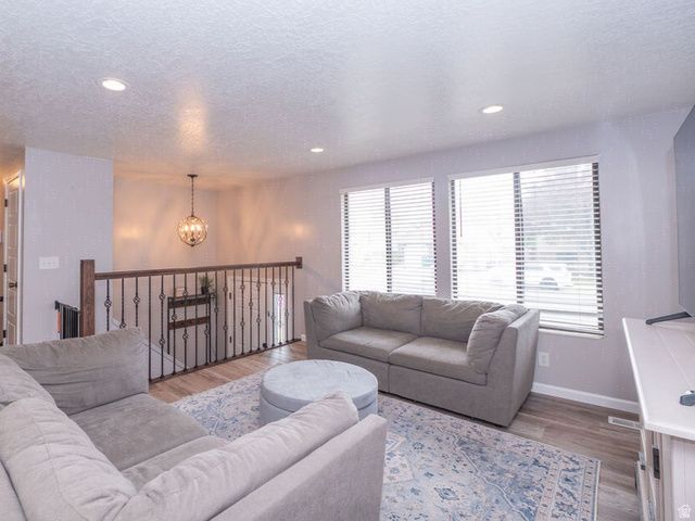 5037 S 2875 W, Roy, UT 84067