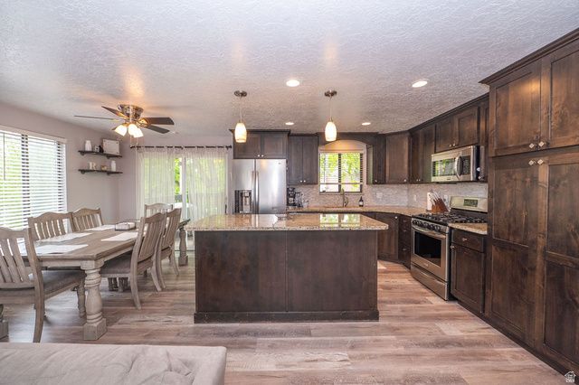 5037 S 2875 W, Roy, UT 84067