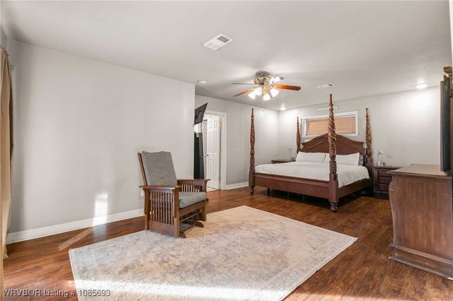 1501 N 13th Street, Van Buren, AR 72956