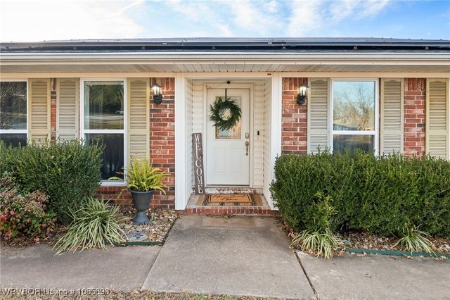 1501 N 13th Street, Van Buren, AR 72956