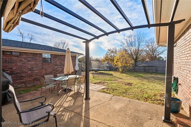 1501 N 13th Street, Van Buren, AR 72956