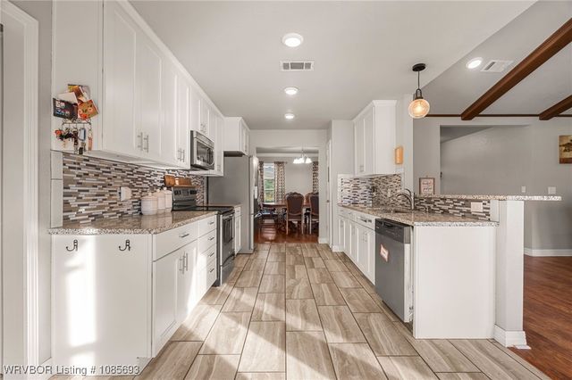 1501 N 13th Street, Van Buren, AR 72956