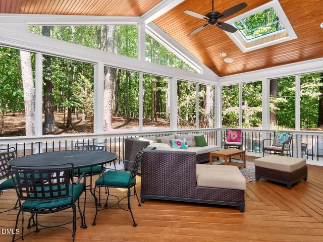 5913 Dunbarton Way, Raleigh, NC 27613