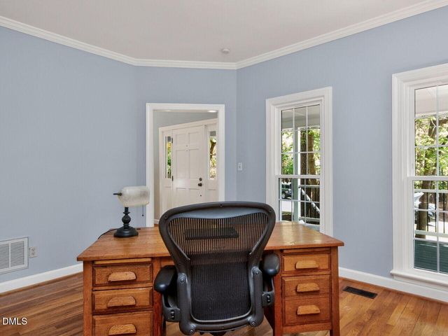 5913 Dunbarton Way, Raleigh, NC 27613