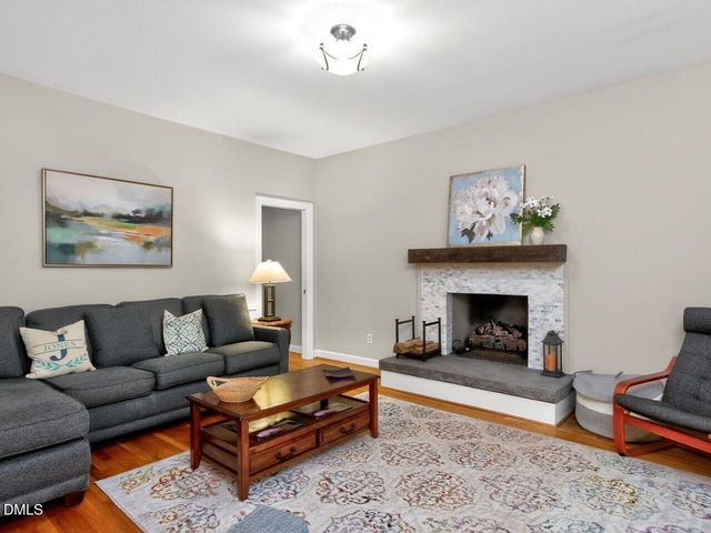 5913 Dunbarton Way, Raleigh, NC 27613