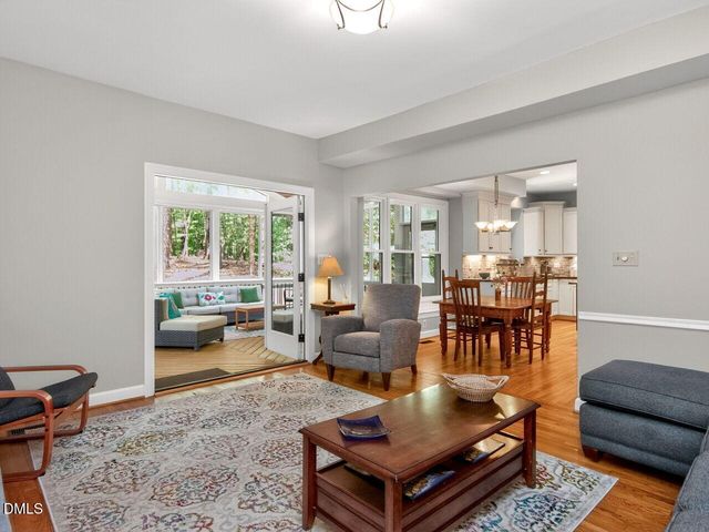 5913 Dunbarton Way, Raleigh, NC 27613