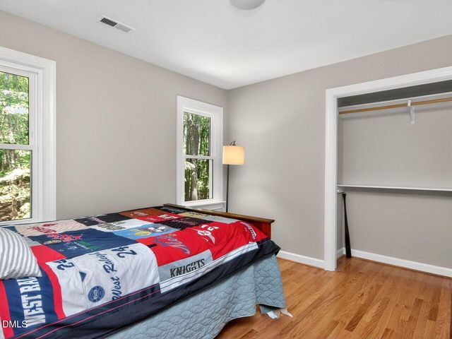 5913 Dunbarton Way, Raleigh, NC 27613