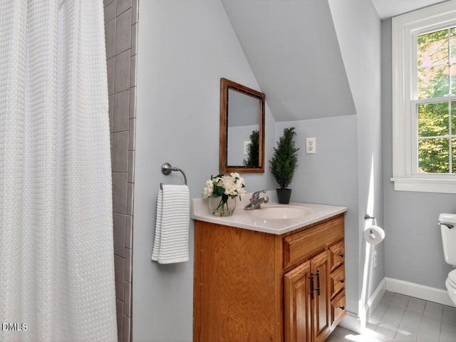 5913 Dunbarton Way, Raleigh, NC 27613