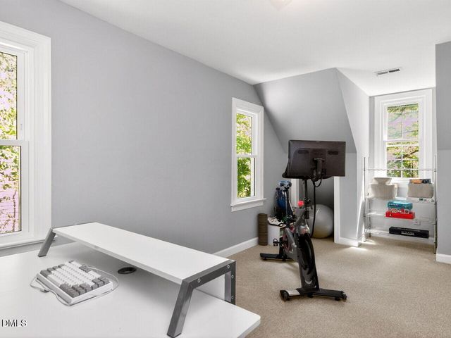 5913 Dunbarton Way, Raleigh, NC 27613