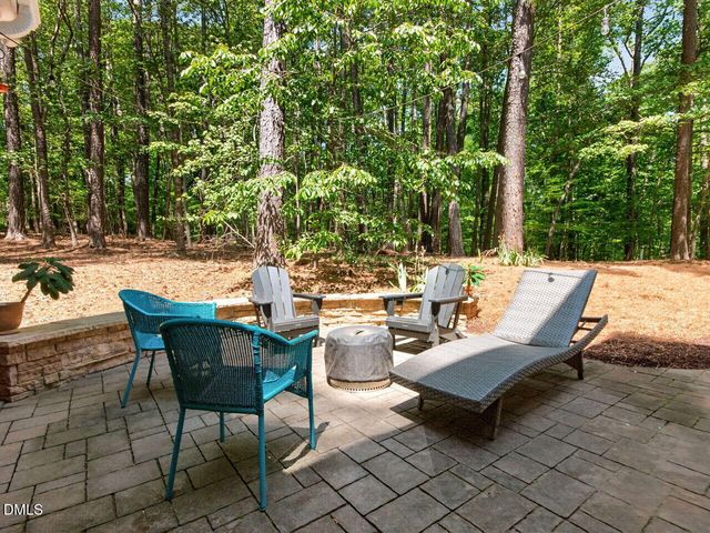 5913 Dunbarton Way, Raleigh, NC 27613