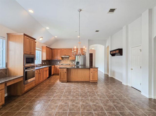 9901 Bundoran DR, Austin, TX 78717