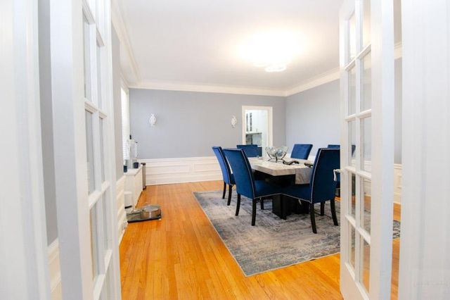 7321 S South Shore Drive 7B, Chicago, IL 60649