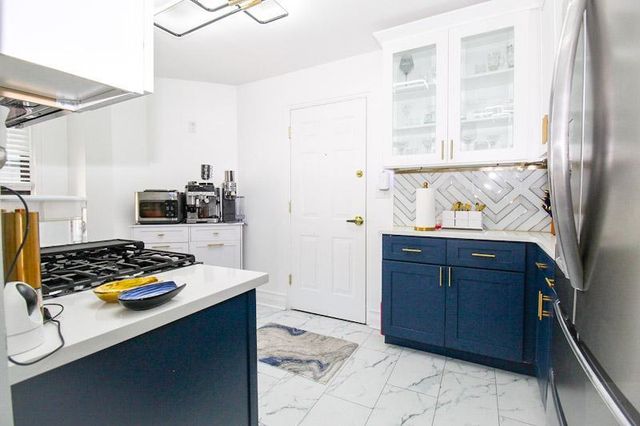 7321 S South Shore Drive 7B, Chicago, IL 60649