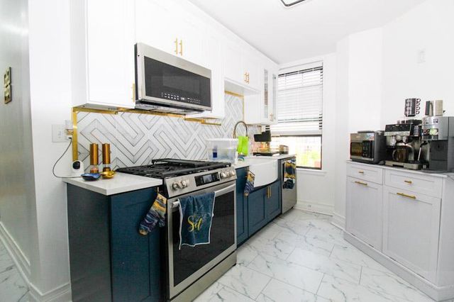 7321 S South Shore Drive 7B, Chicago, IL 60649