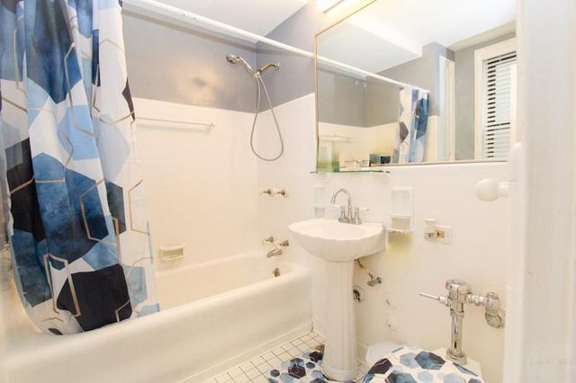 7321 S South Shore Drive 7B, Chicago, IL 60649