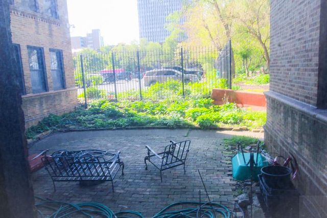 7321 S South Shore Drive 7B, Chicago, IL 60649
