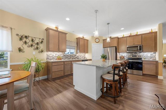 116 Columbia Meadows Lane, O'fallon, MO 63366