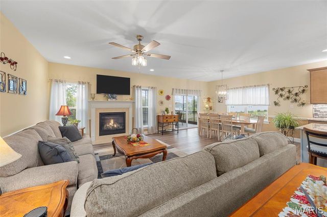 116 Columbia Meadows Lane, O'fallon, MO 63366