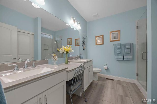 116 Columbia Meadows Lane, O'fallon, MO 63366