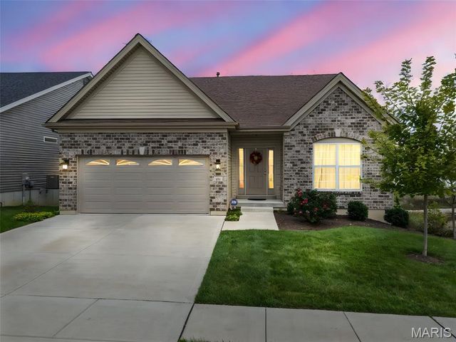 116 Columbia Meadows Lane, O'fallon, MO 63366