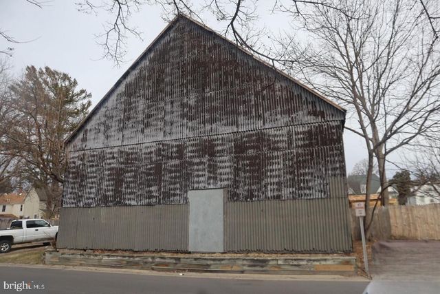 810 LOCUST ST, Cambridge, MD 21613