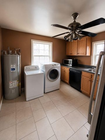 810 LOCUST ST, Cambridge, MD 21613