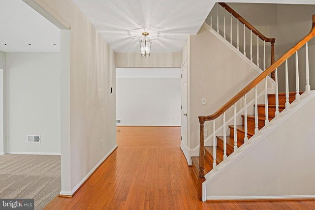 11311 HANDLEBAR RD, Reston, VA 20191