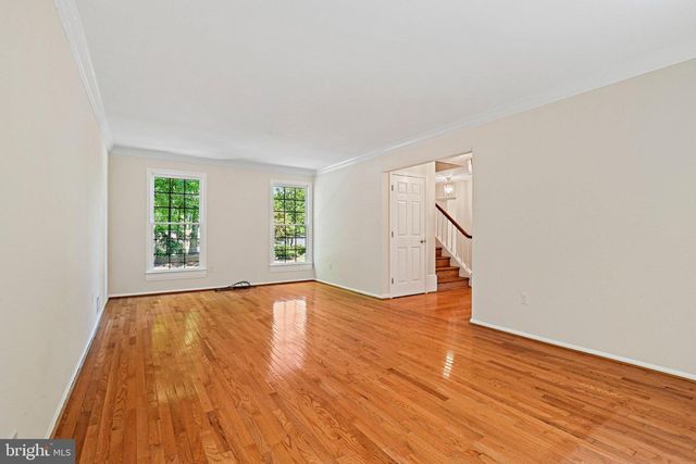11311 HANDLEBAR RD, Reston, VA 20191
