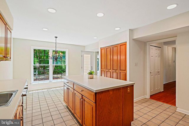 11311 HANDLEBAR RD, Reston, VA 20191