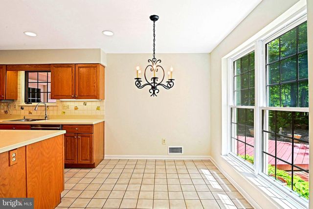 11311 HANDLEBAR RD, Reston, VA 20191