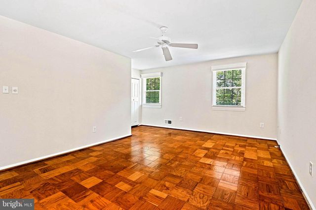 11311 HANDLEBAR RD, Reston, VA 20191
