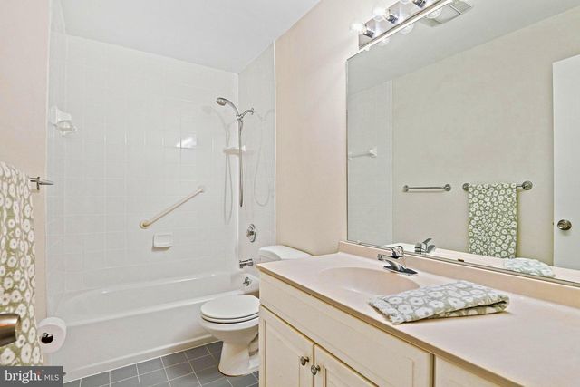 11311 HANDLEBAR RD, Reston, VA 20191