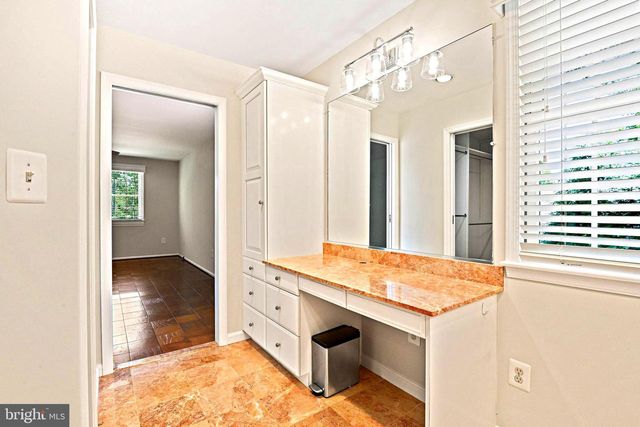 11311 HANDLEBAR RD, Reston, VA 20191