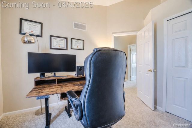 7087 Hogan Drive, York Charter Township, MI 48197