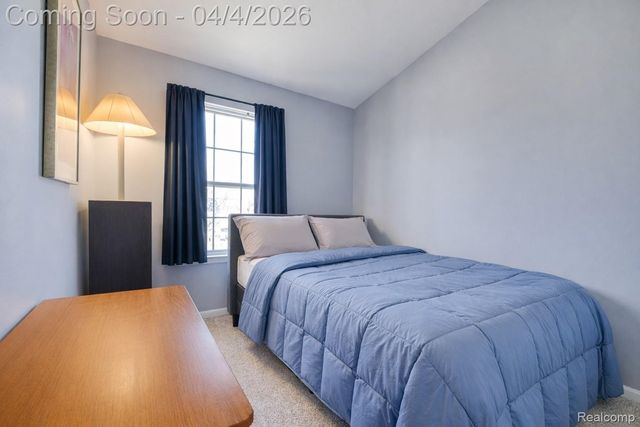 7087 Hogan Drive, York Charter Township, MI 48197