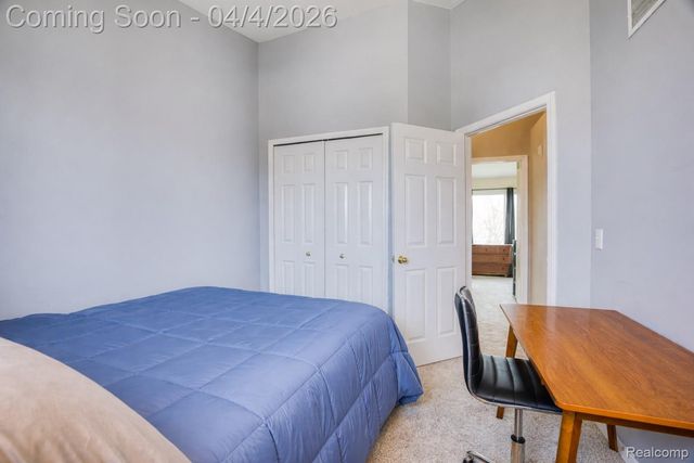 7087 Hogan Drive, York Charter Township, MI 48197