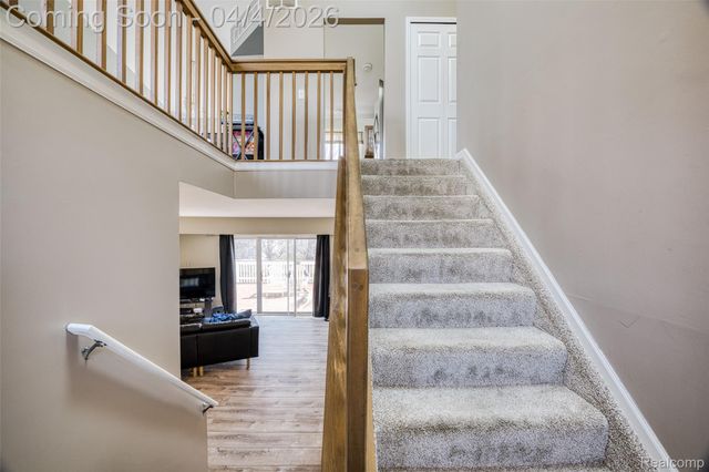 7087 Hogan Drive, York Charter Township, MI 48197