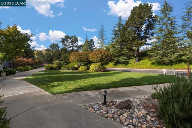 1816 Golden Rain Rd 13, Walnut Creek, CA 94595