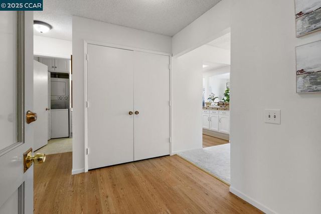 1816 Golden Rain Rd 13, Walnut Creek, CA 94595