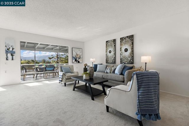 1816 Golden Rain Rd 13, Walnut Creek, CA 94595