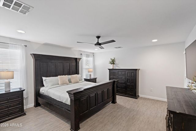 2324 E HARVARD Street, Phoenix, AZ 85006